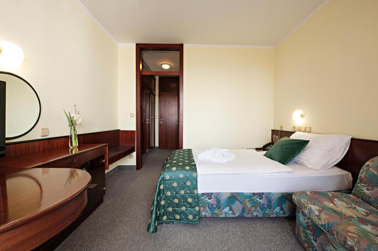 Radenci Spa Resort - Sava Hotels & Resorts ภายนอก รูปภาพ