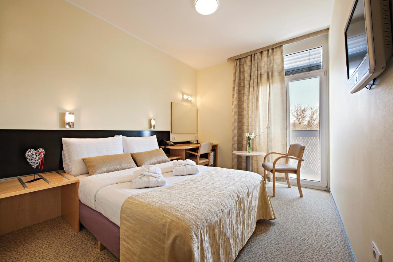 Radenci Spa Resort - Sava Hotels & Resorts ภายนอก รูปภาพ