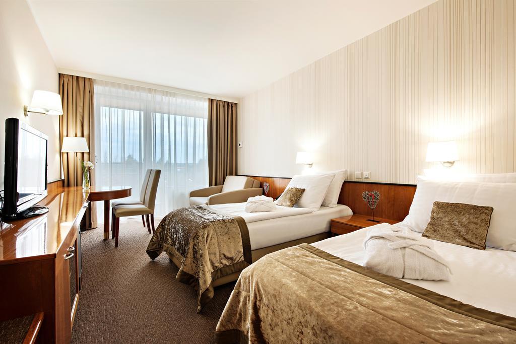 Radenci Spa Resort - Sava Hotels & Resorts ภายนอก รูปภาพ